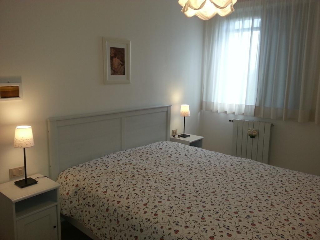 Bed And Breakfast Catherina Ponsacco Exteriör bild